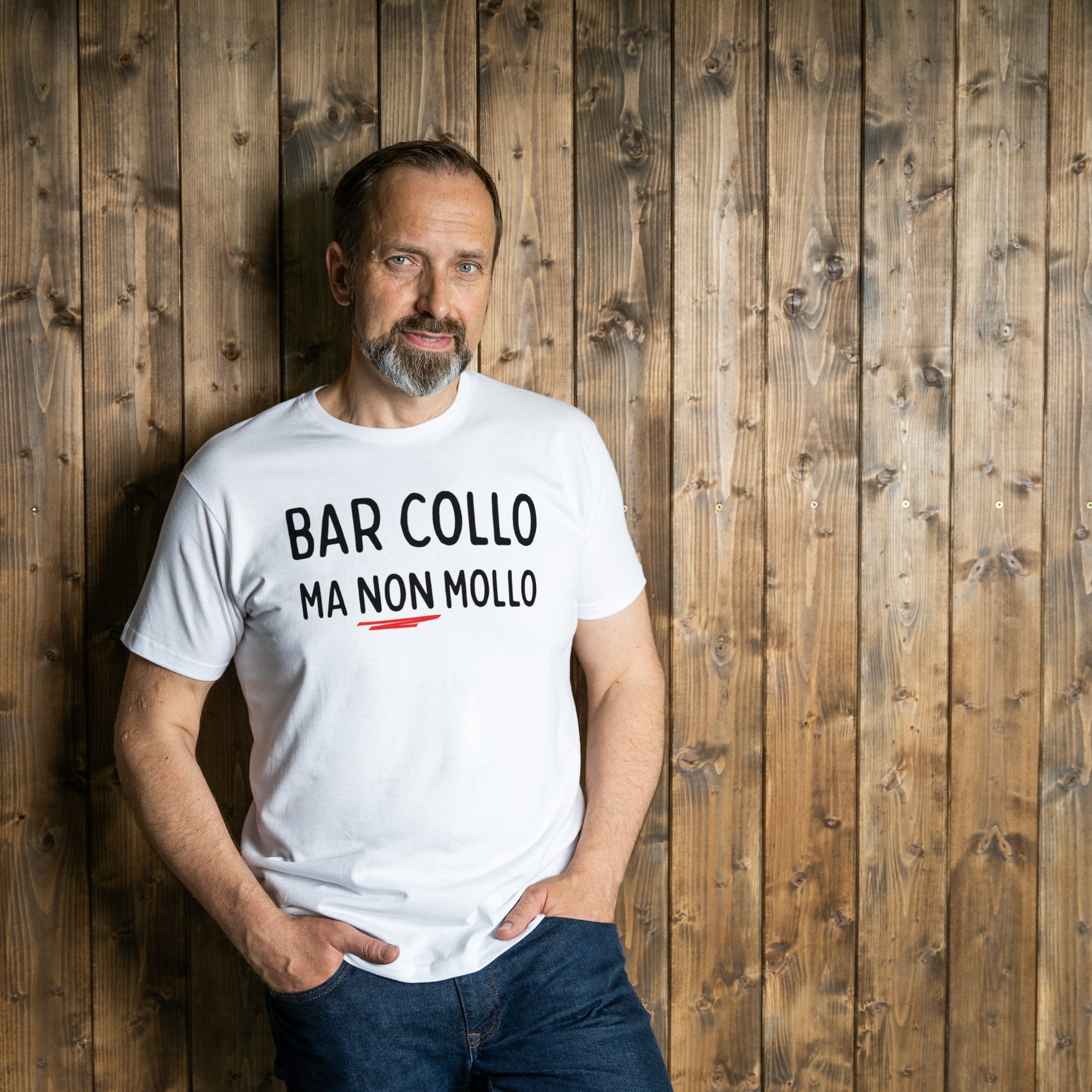 Barcollo ma non mollo T-SHIRT